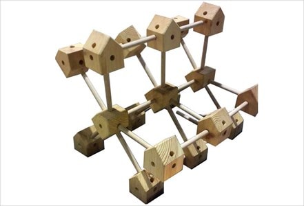 Jeu de construction géant en bois trigan