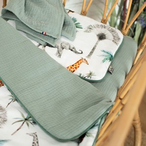 Couverture et coussin berceau safari