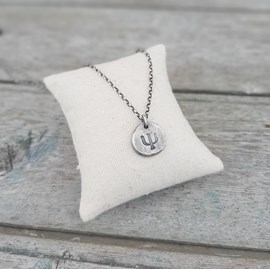 Collier symbole psi ? en argent massif