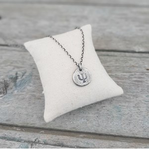 Collier symbole psi ? en argent massif