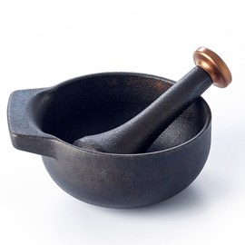 Mortier et pilon nori