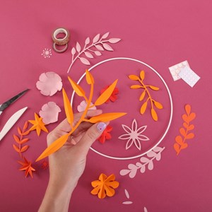 Kit créatif couronne de fleurs en papier