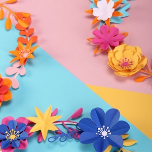 Kit créatif couronne de fleurs en papier