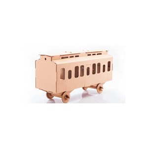 Jouet en carton wagon