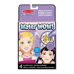 Water wow! Maquillage et manucure