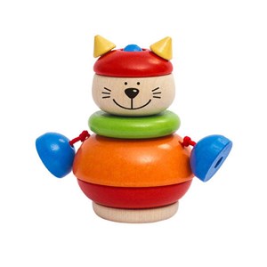 Karlo, le chat à empiler