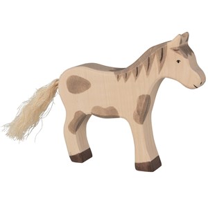Cheval debout, tacheté