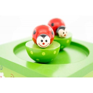 Boite à musique coccinelle feuille