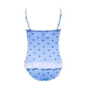 Une pièce bébé fille