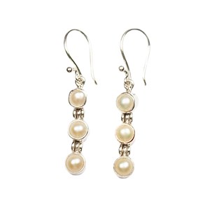 Boucles d'oreilles, dormeuses en argent