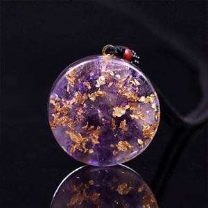 Collier pendentif orgone yoga améthyste