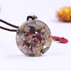 Collier orgonite yoga labradorite