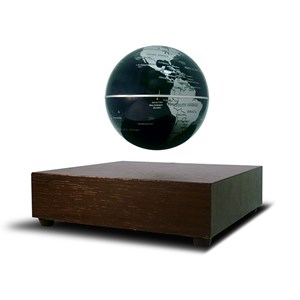 Globe en lévitation sur base classique