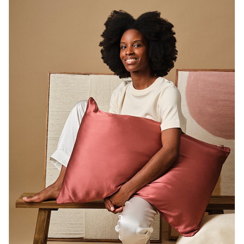 Taie d'oreiller en soie rose foncé 51x76