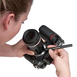 Loupe éclairante 8 diodes pour nettoyage