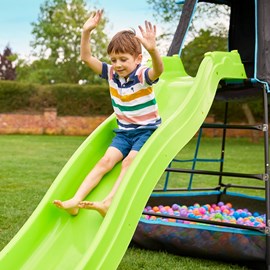 Aire de jeux métal toboggan