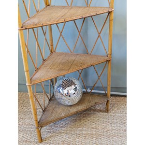 Isabelle, l'étagère en rotin n°101