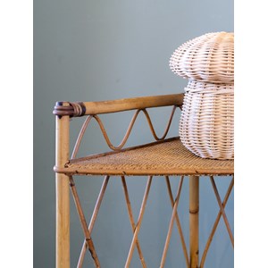 Isabelle, l'étagère en rotin n°101