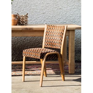 Alma, la chaise à carreaux n°323