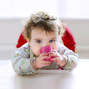 Lot de 4 mini-tasses graduées babycup