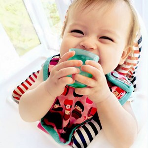 Lot de 4 mini-tasses graduées babycup