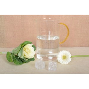 Pichet en verre avec anse jaune 1.5l