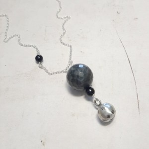 Bola de grossesse labradorite noire onyx