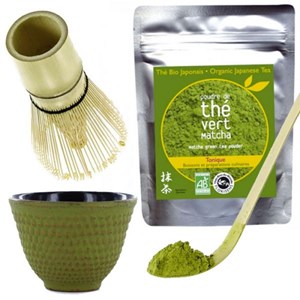 Kit thé matcha, couverts, tasse vert-or