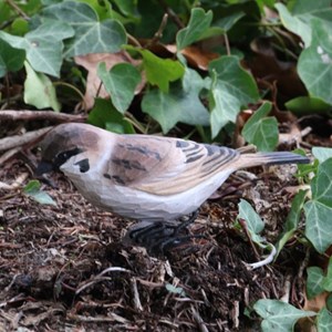 Moineau oiseau en bois