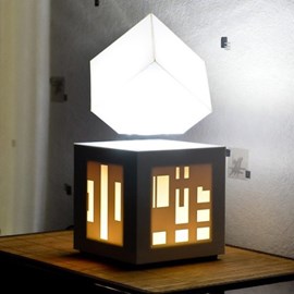 Lampe avec enceinte bluetooth intégrée s
