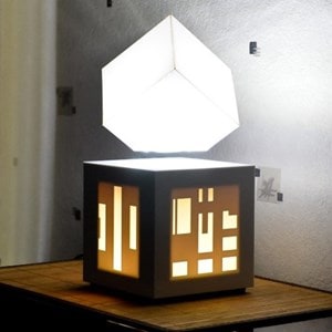 Lampe avec enceinte bluetooth intégrée s