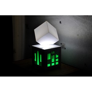 Lampe avec enceinte bluetooth intégrée s