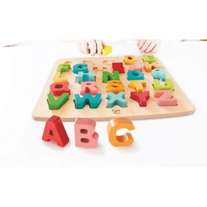 Puzzle alphabet majuscules hape