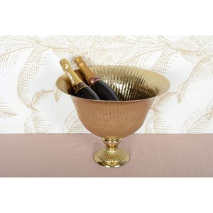 Coupe sur pied dorée brillante