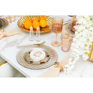 Salière et poivrière dorée