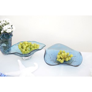 Coupe décorative en verre bleue