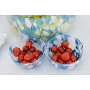 Coupelle bleue et blanche en verre