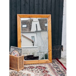 Igor, le miroir en bois n°549