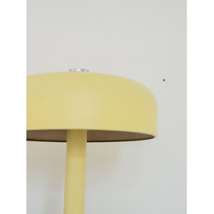 Julia, la lampe à poser jaune n°209