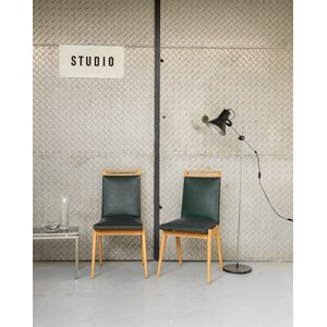 Alma, la paire de chaises en bois n°311