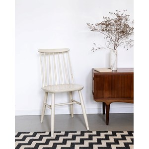 Alma, la paire de chaises n°331