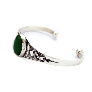 Bracelet touareg médaillon vert
