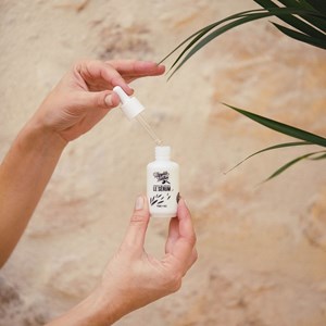 Le sérum visage révélation jouvence