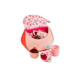 Alice valisette tea time