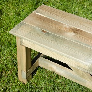 Banc de jardin en bois normand