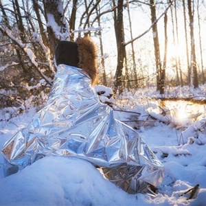 Couverture isothermique de survie cao