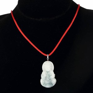 Pendentif déesse guanyin en jade