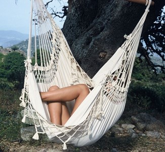 Chaise suspendue en coton avec franges