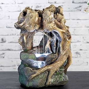 Grande fontaine d'intérieur grotte