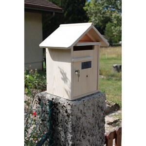 Boite aux lettres : condamine